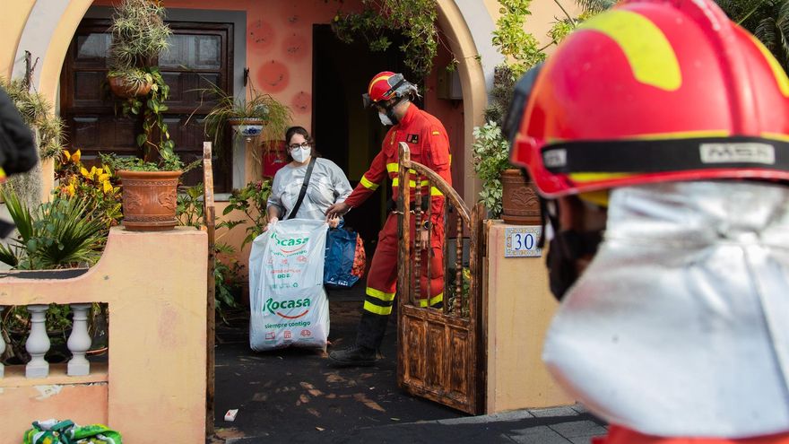El Gobierno de Canarias ha tramitado ya 300 expedientes sociales de familias afectadas por el volcán