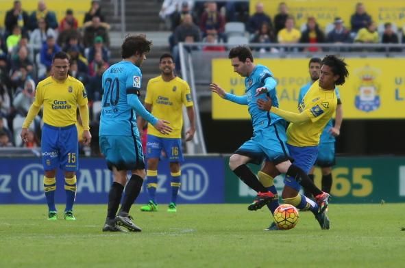 Imágenes del partido entre la UD Las Palmas y el FC Barcelona en el Estadio de Gran Canaria. (Alejandro Ramos).