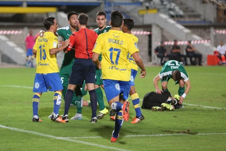 Partido entre la UD Las Palmas - Eibar (ALEJANDRO RAMOS)