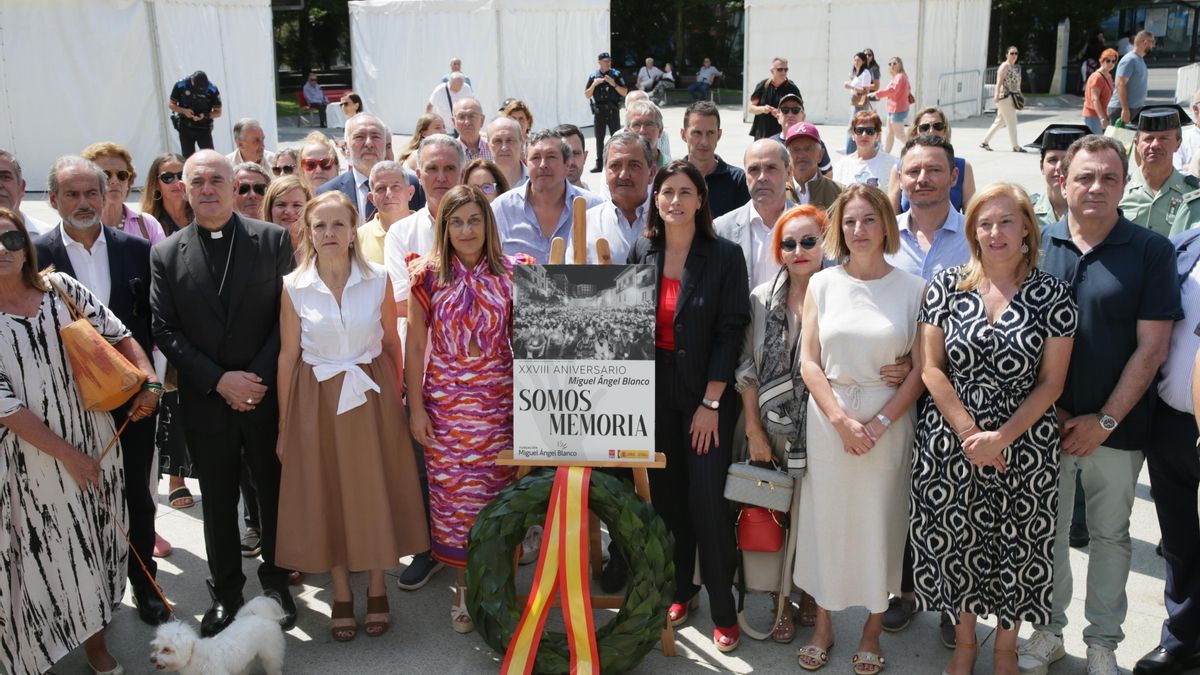 Homenaje público a Miguel Ángel Blanco: 'Somos memoria'.