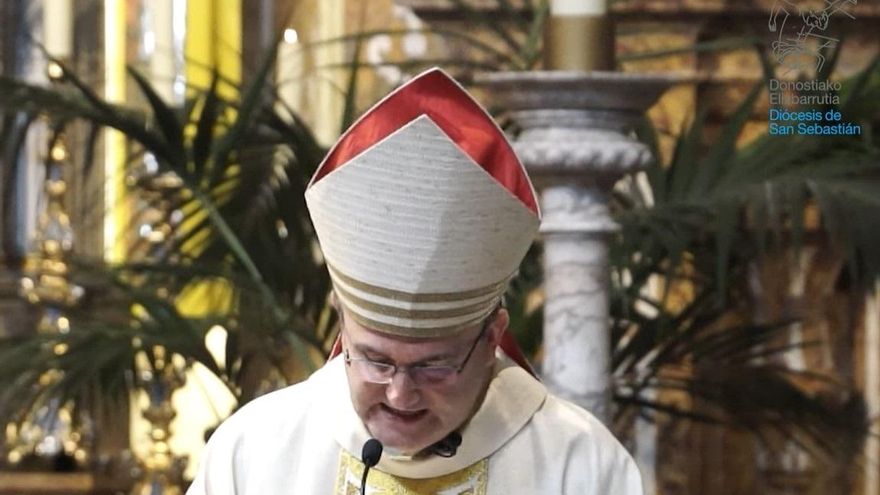 Cuarteles de invierno para el obispo Munilla, 'azote' de divorciados, feministas y personas LGTBI