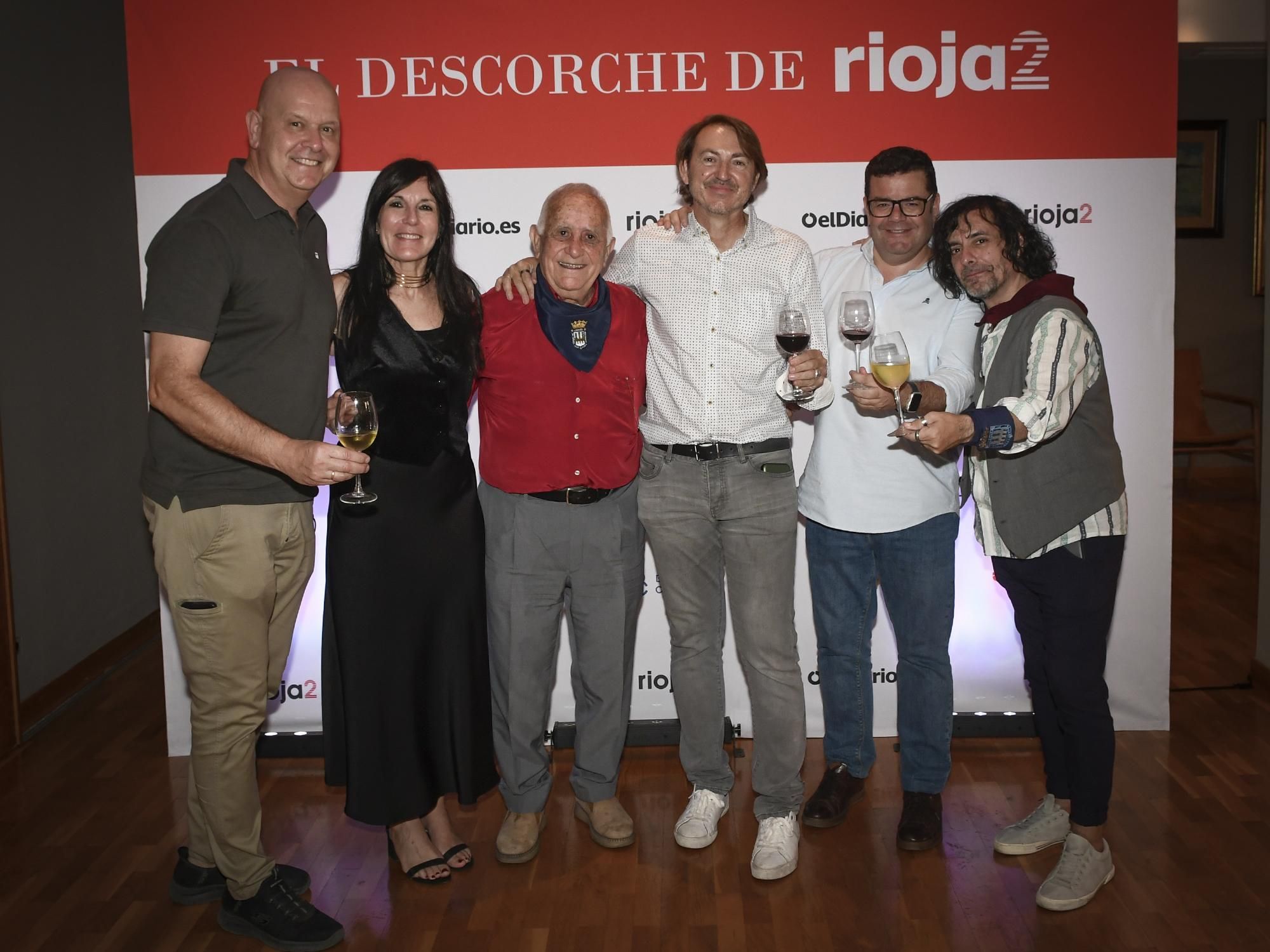 Iñaki Cámara, de Repro Centro, Santi Vivanco, y el consejer Alfonso Domínguez