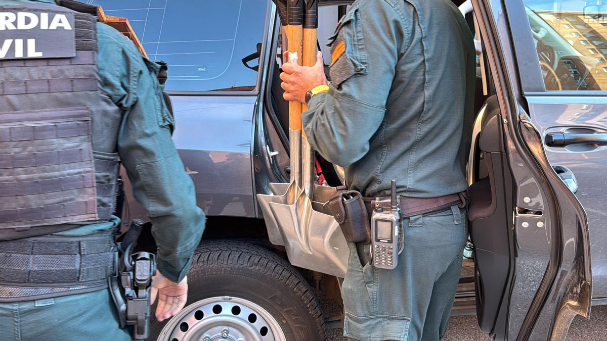 Preparativos de la Guardia Civil antes de viajar a Valencia