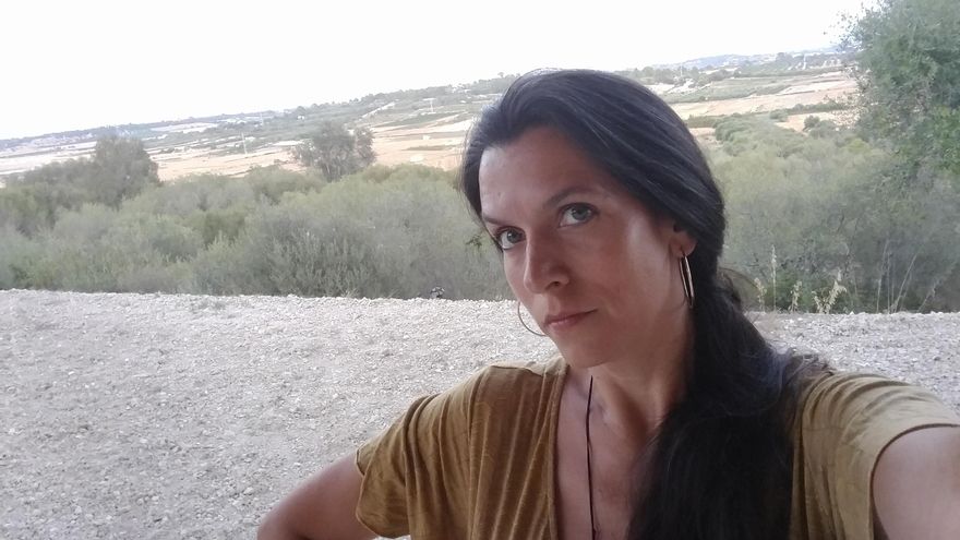 Carlota Gurt va guanyar el 2019 el Premi Mercè Rodoreda amb el seu llibre de relats Cavalcarem tota la nit (Proa).