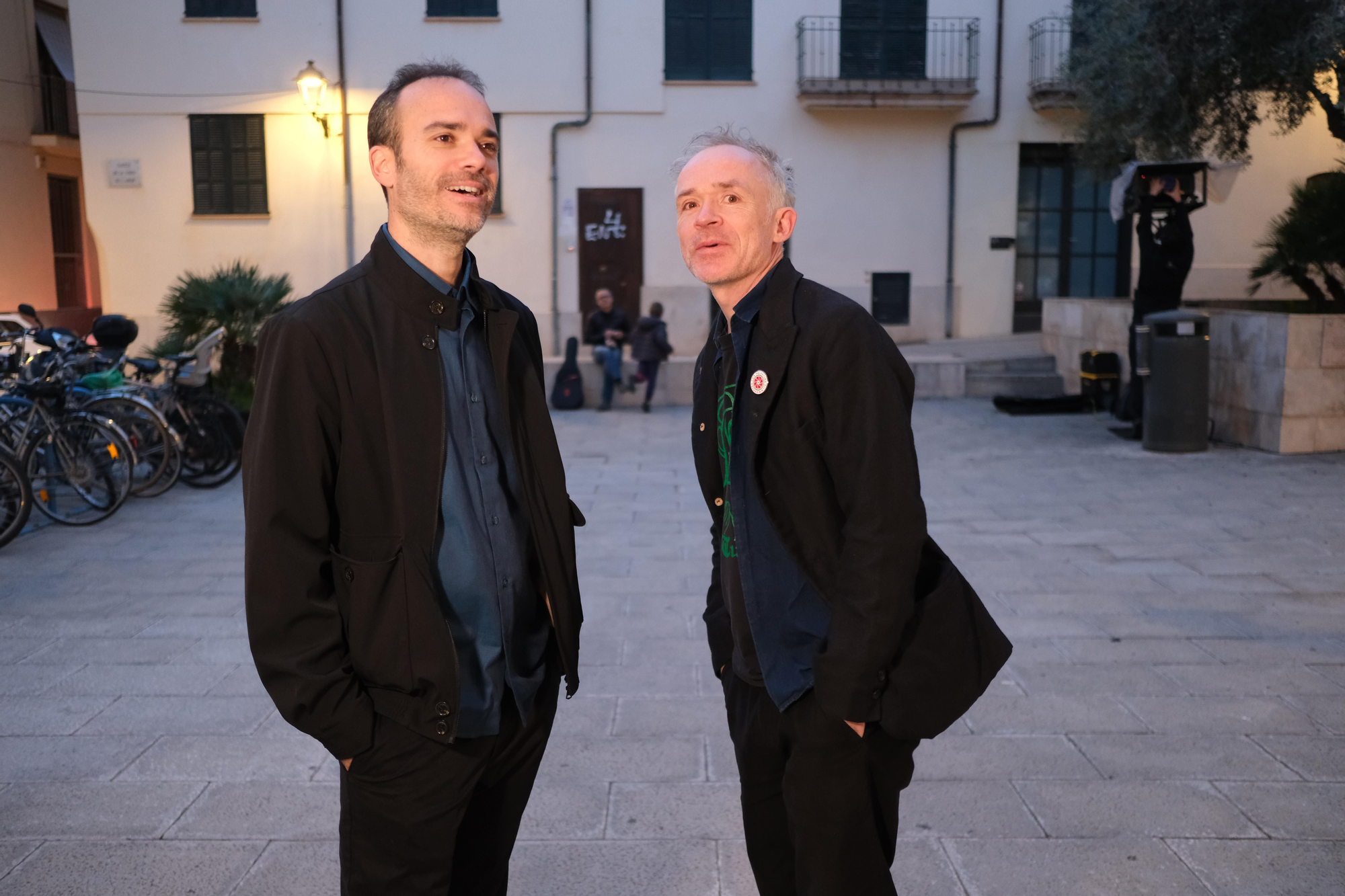 Miguel Eek y Ben Rivers, minutos antes de la proyección de 'The Sky Trembles' en Palma