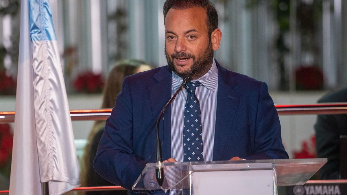 Dimite el alcalde de La Algaba tras ser denunciado ante la Fiscalía por presunto acoso a un menor de edad