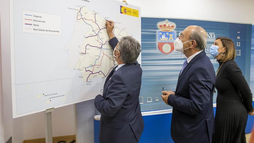 El Gobierno cántabro espera que Europa "reconsidere" la conexión del tren Santander-Bilbao