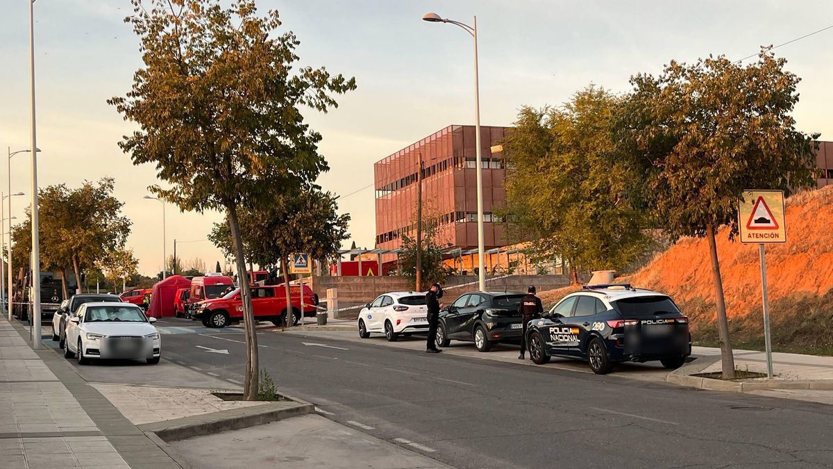 El Instituto de Medicina Legal de Toledo en la tarde del 29 de octubre, lugar donde han traído a las víctimas del accidente ferroviario de Urda