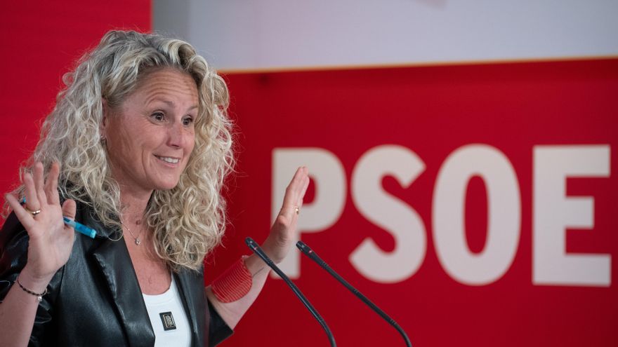 La portavoz de la Ejecutiva Federal del PSOE, Montse Mínguez, durante una rueda de prensa tras la reunión de la Comisión Ejecutiva Federal.
