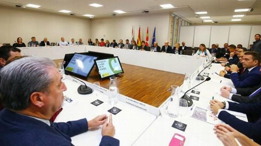 Reunión en la Ciden esta mañana. 7 Infobierzo.com