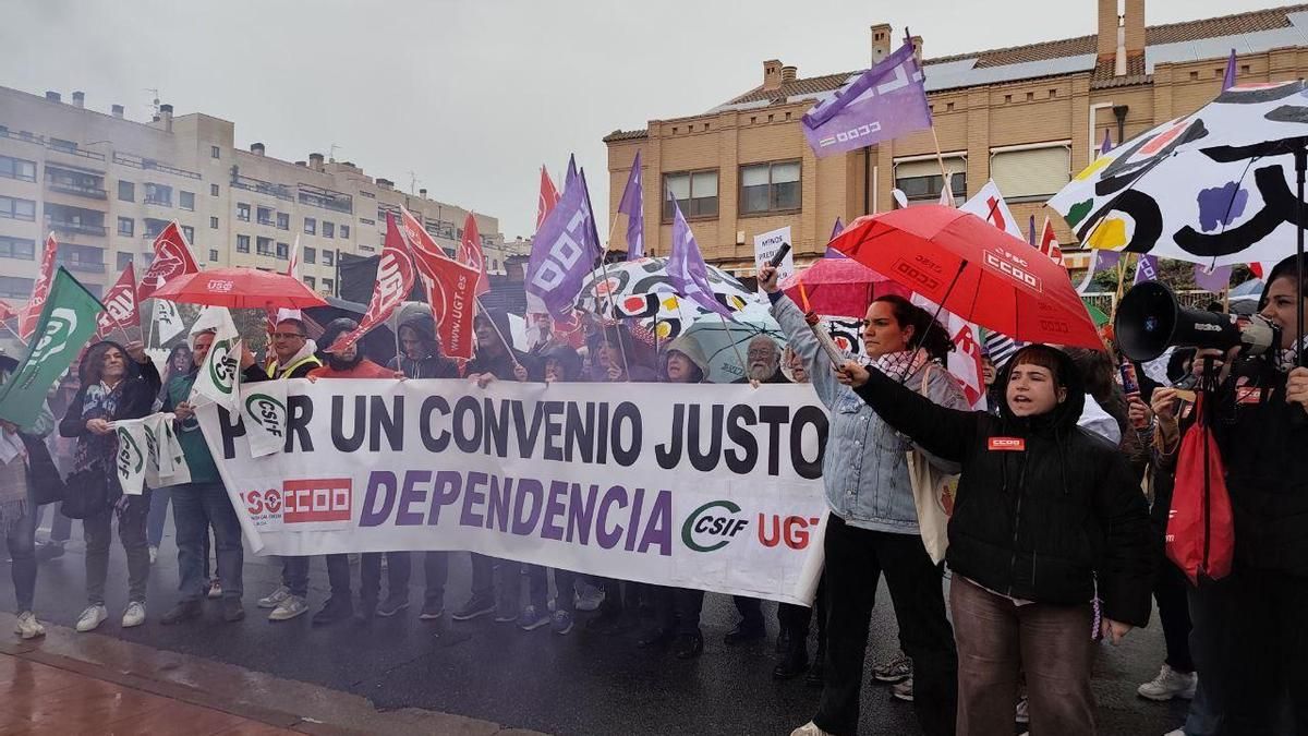 División de nuevo en el sector de residencias por los descansos del personal