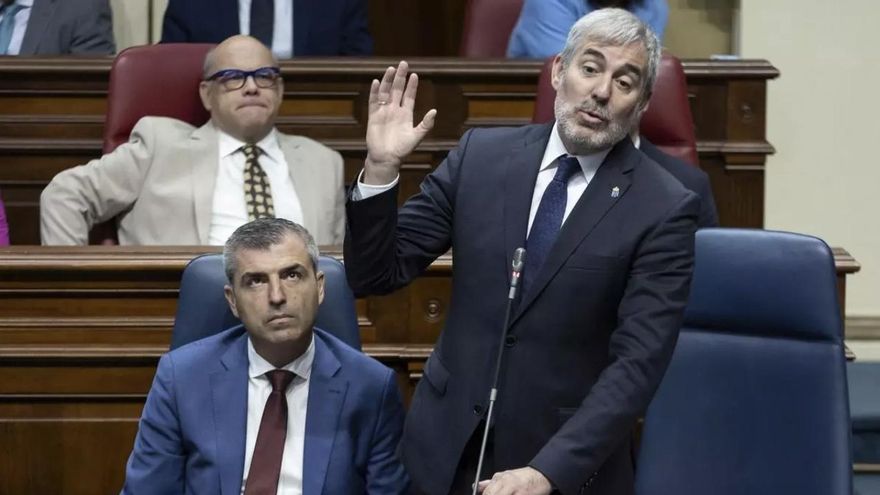 El traslado de menores migrantes desde Canarias saldrá adelante a pesar de los bandazos del PP