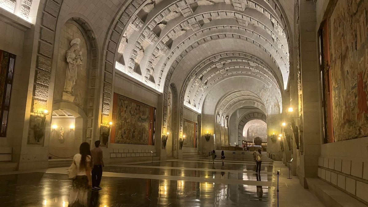 La basílica de Cuelgamuros, donde seguirán los benedictinos pese a la resignificación que planea el Gobierno.