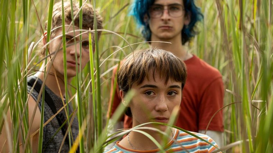 'La chica invisible' de Blue Jeans se hace serie con una buena dosis de intriga y algunos "peros"