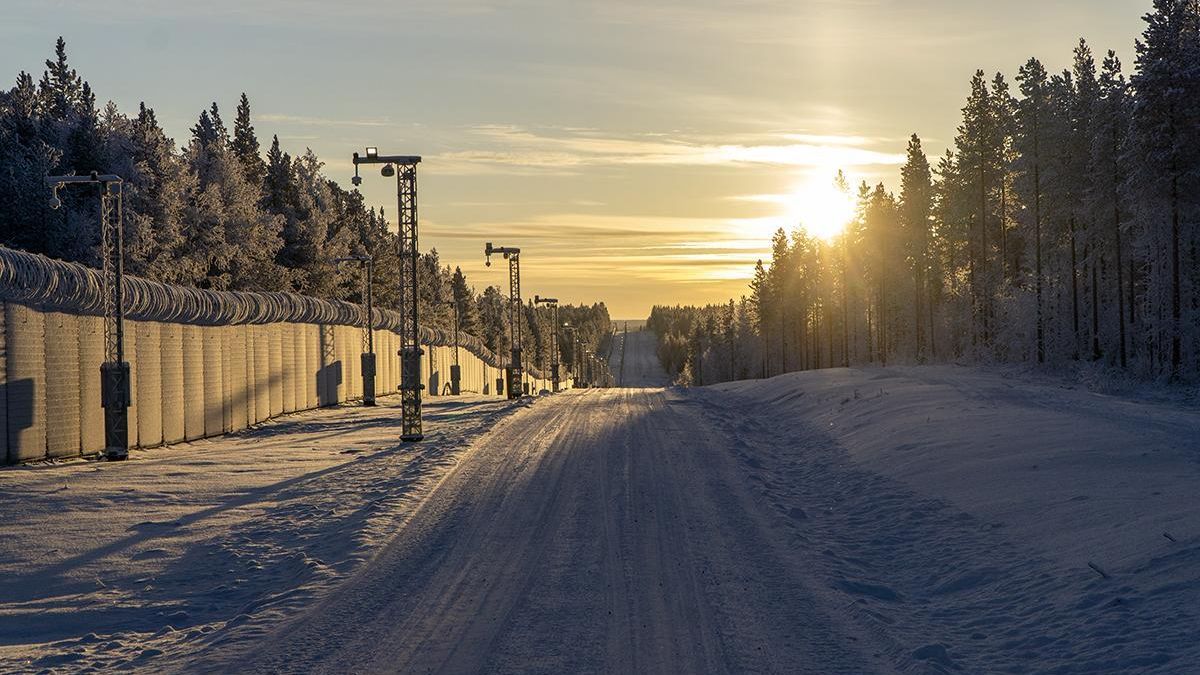 Una valla en el Círculo Polar Ártico para frenar a los migrantes: "Nos preocupan más los osos que los rusos"
