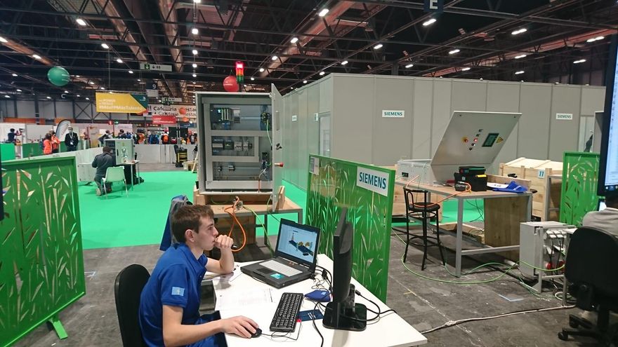 Las empresas asturianas confían en la nueva FP para formar a los profesionales que demanda el mercado