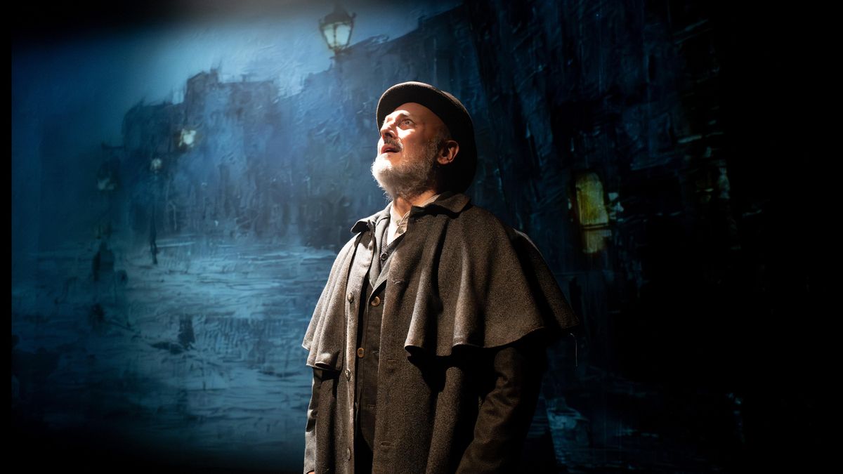 Momento de la obra 'Noche' en el Teatro Español