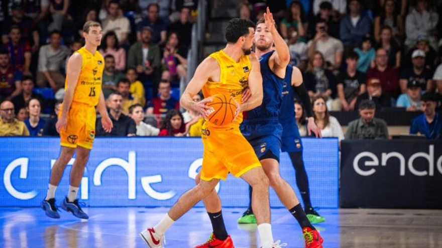 El Granca arranca dominante pero cae en el Palau