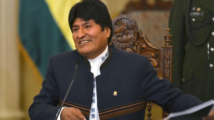Bolivia promulga la ley que permite a Morales concurrir a tercera reelección