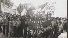 Manifestación en Valladolid a favor del Estatuto de Autonomía de Castilla y León en 1977.