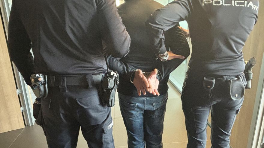 La Policía Nacional detiene a 6 personas por robar 26 móviles valorados en unos 10.000 euros
