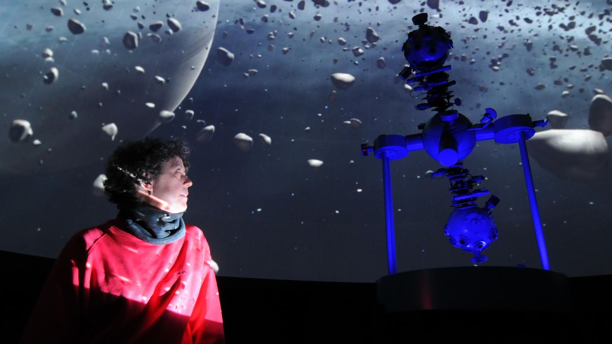 Los últimos planetaristas: el oficio de encender y apagar el universo
