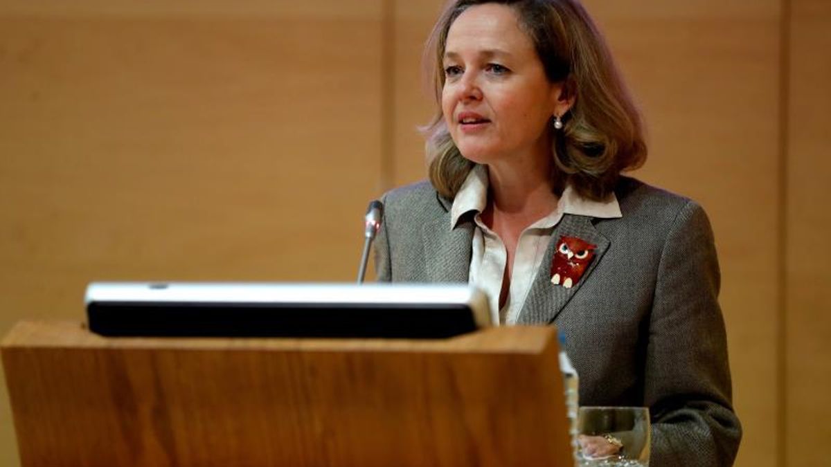 La ministra de Economía, Nadia Calviño.