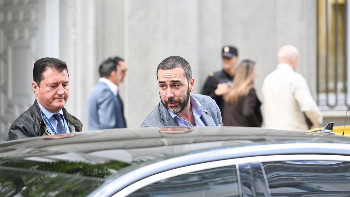 Víctor de Aldama, a su salida del Tribunal Supremo, este lunes.