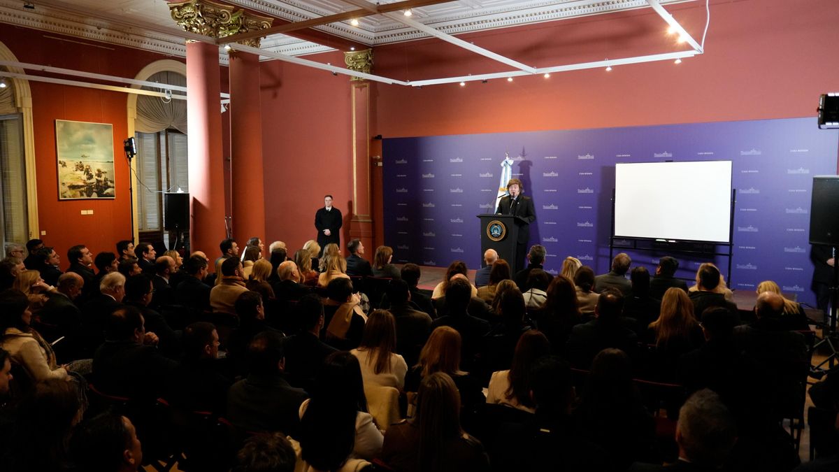 Javier Milei en el Salón Héroes de Malvinas.