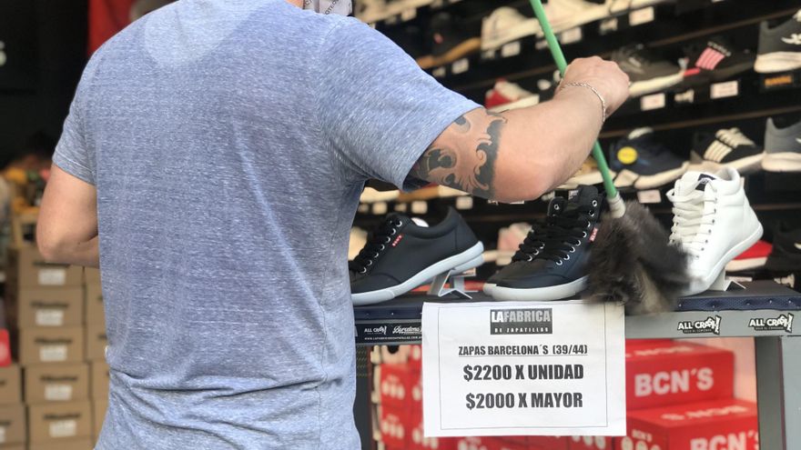 En mayo cayeron las ventas minoristas por primera vez en el año