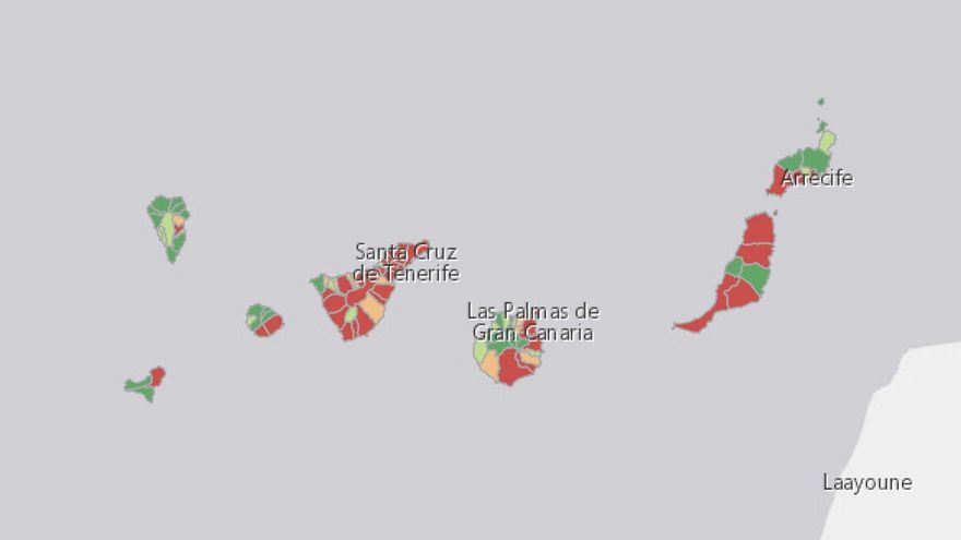 Tenerife eleva la incidencia a siete días en Canarias por encima del umbral de 50 casos y pone en jaque la llegada del turismo internacional