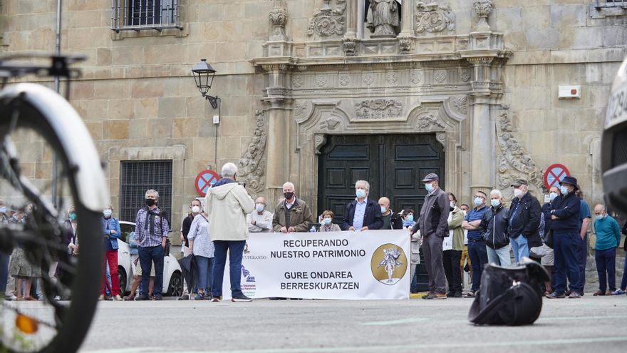 Cuando el obispo inmatriculaba una iglesia y, de paso, el huerto, el cementerio e incluso el monte de al lado
