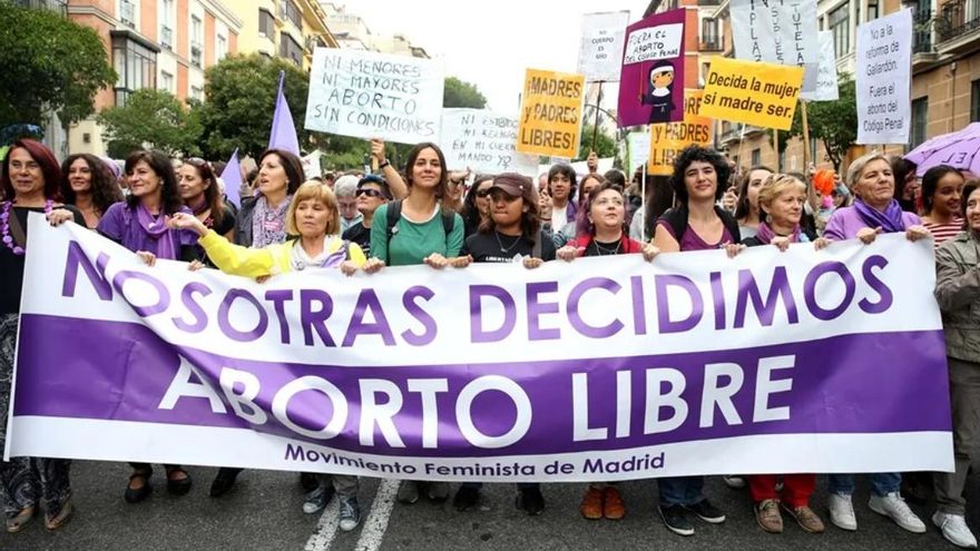 De acceso reservado y sin pedir el motivo: Sanidad y las comunidades ultiman cómo registrar a los objetores al aborto