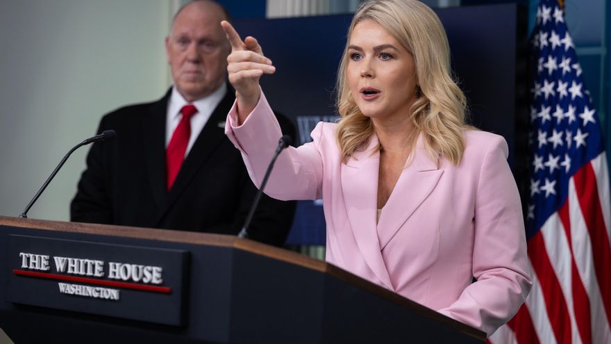 La Casa Blanca confirma el arresto de 800 indocumentados en Florida con ayuda de policías