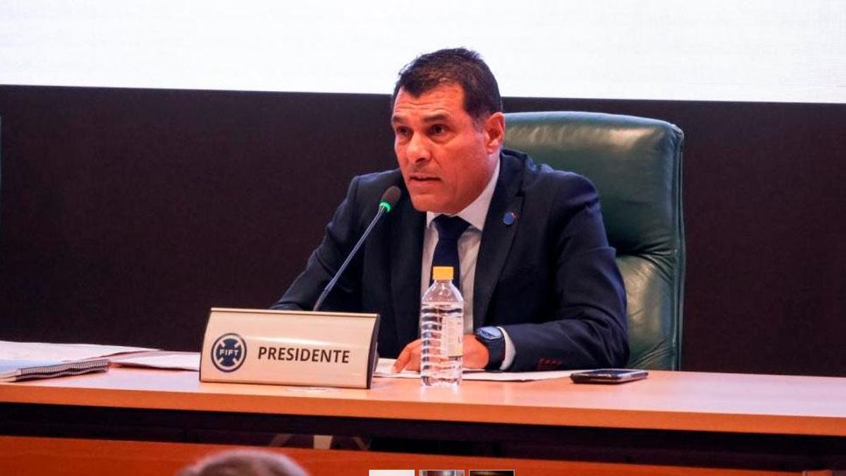 Morales Mansito renueva como presidente del fútbol tinerfeño
