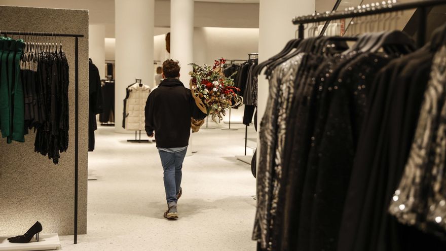 El Gobierno de Cantabria estudia impugnar el convenio laboral de las grandes cadenas de comercio textil y de calzado