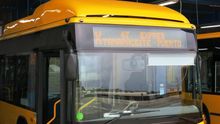 Guagua de la nueva línea X47 que conecta Tamaraceite con Santa Catalina.