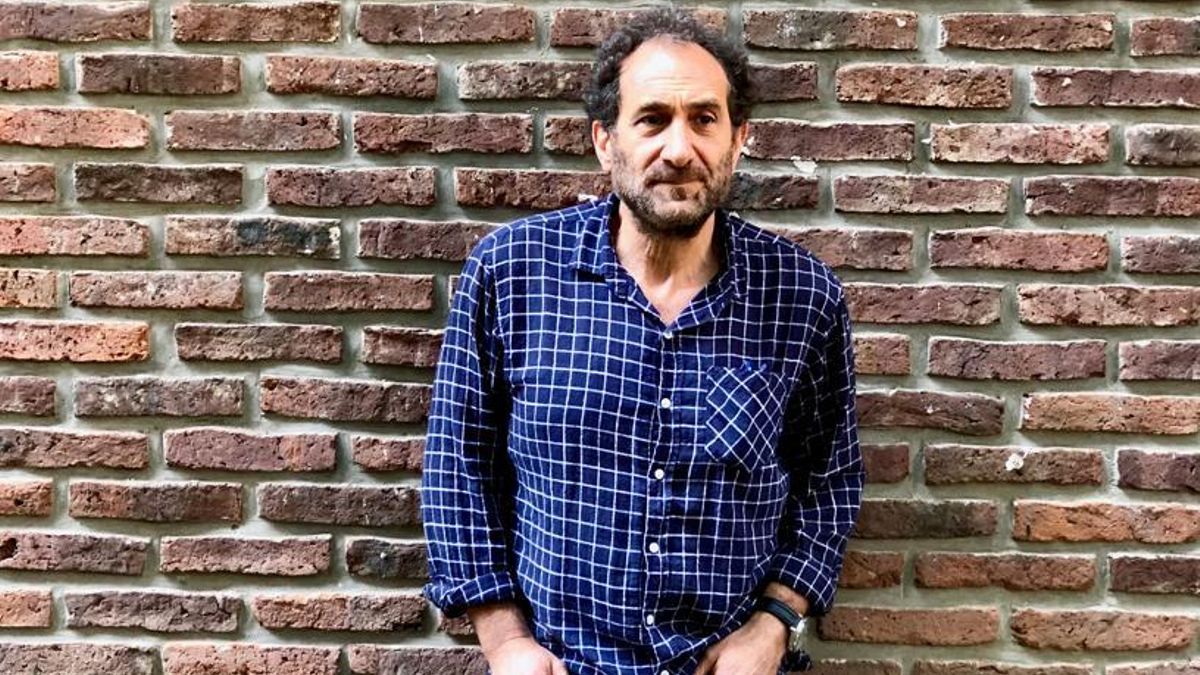 Miguel Vitagliano es escritor y docente.