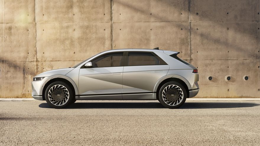 El Hyundai Ioniq 5 es un SUV urbano de tamaño medio que disfruta de unas proporciones únicas.