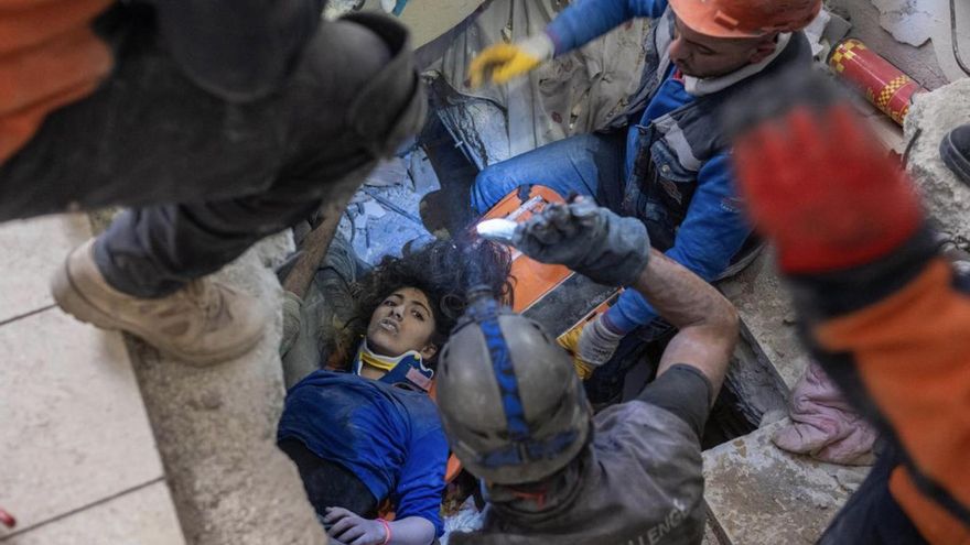 El relato de un rescatista argentino en Turquía: "El dolor de la gente se siente en el cuerpo"