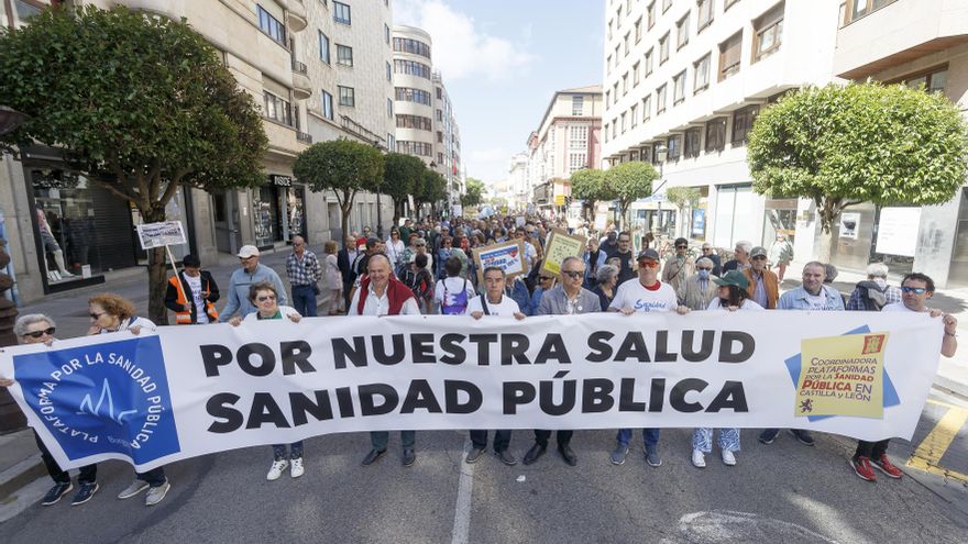 Más de 8.000 personas piden sanidad pública y de calidad para Castilla y León