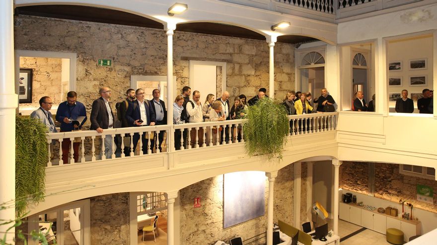 Visita de expertos internacionales en energía solar a Canarias.