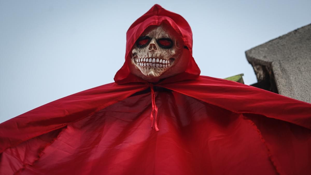 La calle López de Alba celebra su Halloween