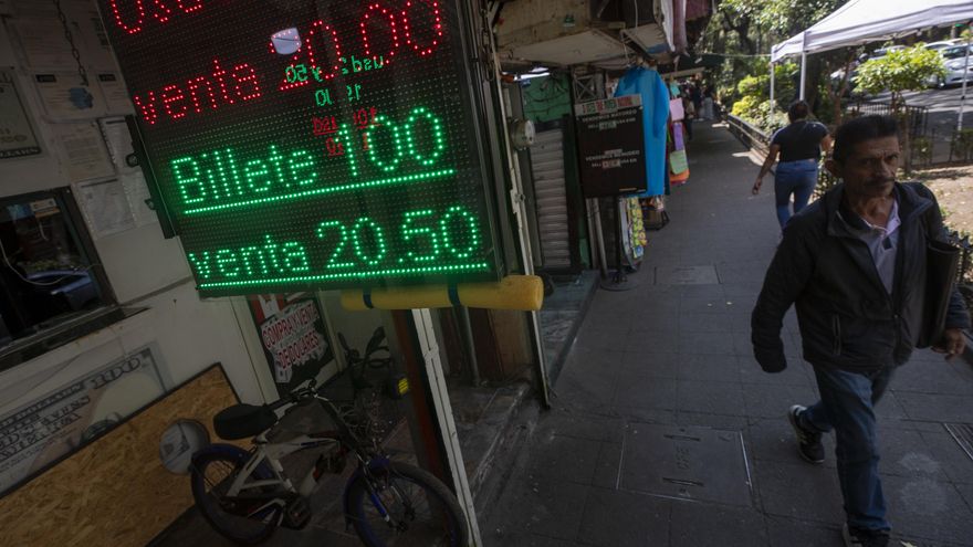 América Latina: entre la obsesión por el dólar y la dolarización oficial