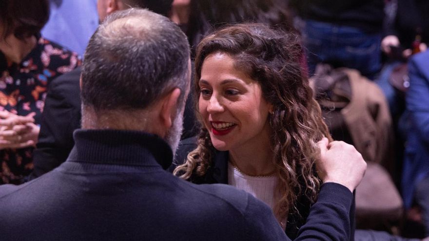 La coordinadora general de Sumar, Lara Hernández, durante un diálogo sobre el futuro de la izquierda alternativa, en la sala Galileo Galilei, este miércoles.