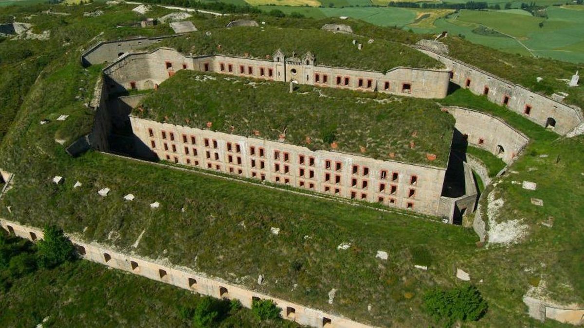 Del encierro a la memoria: el Fuerte de San Cristóbal, la prisión franquista por la que pasaron miles de republicanos