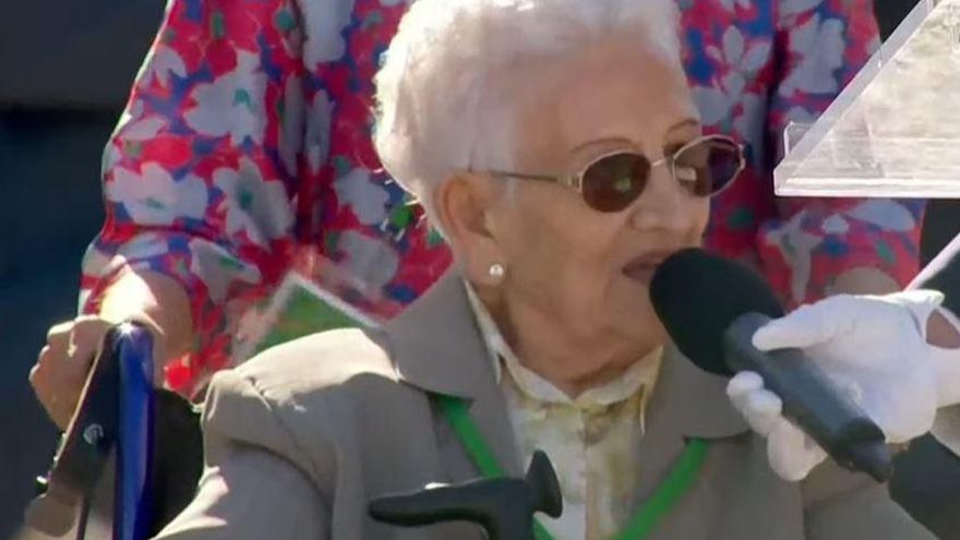 Araceli Hidalgo en el segundo homenaje de Estado a las víctimas de la pandemia