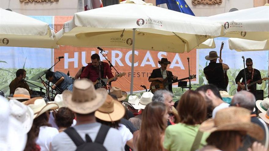 Riaza (Segovia) baila a ritmo de country con el Huercasa Country Festival
