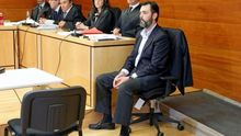 Miguel López, el yerno de la viuda del expresidente de la extinta Caja de Ahorros del Mediterráneo (CAM) Vicente Sala, en el banquillo durante el juicio del llamado "Caso Sala".