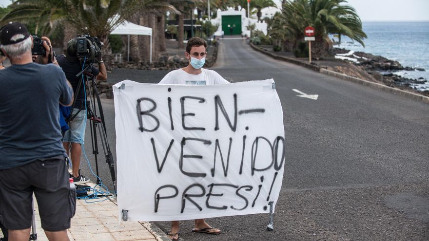 Torres confirma que Pedro Sánchez ya ha programado varios actos en las Islas a propósito de sus vacaciones en Lanzarote